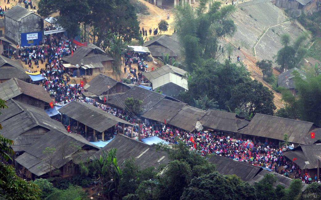 Khau Vai Love Market